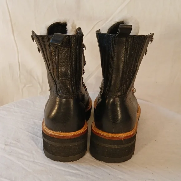 Stunning Marc Fisher Black Leather And 100% Shearling Booties - Picture 7 of 16